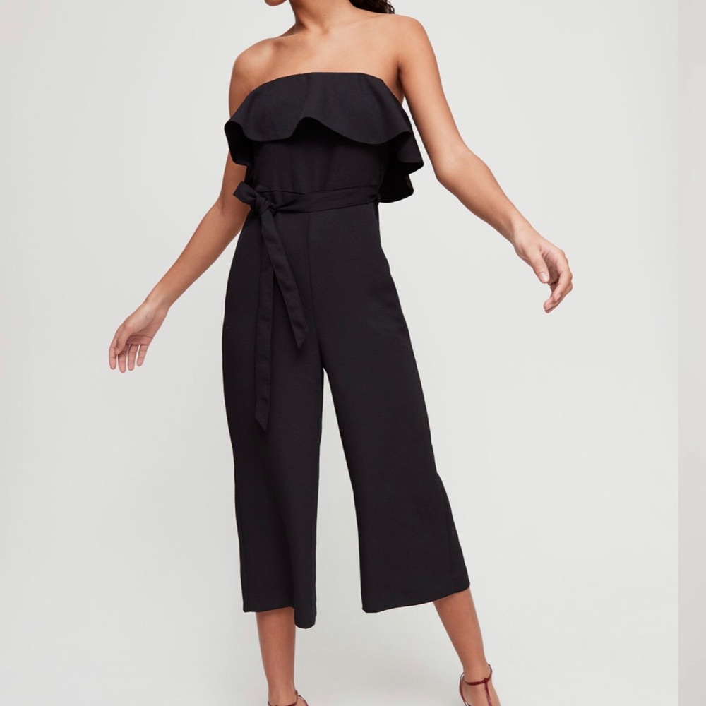 Aritzia Babaton Flutter jumpsuit size 0